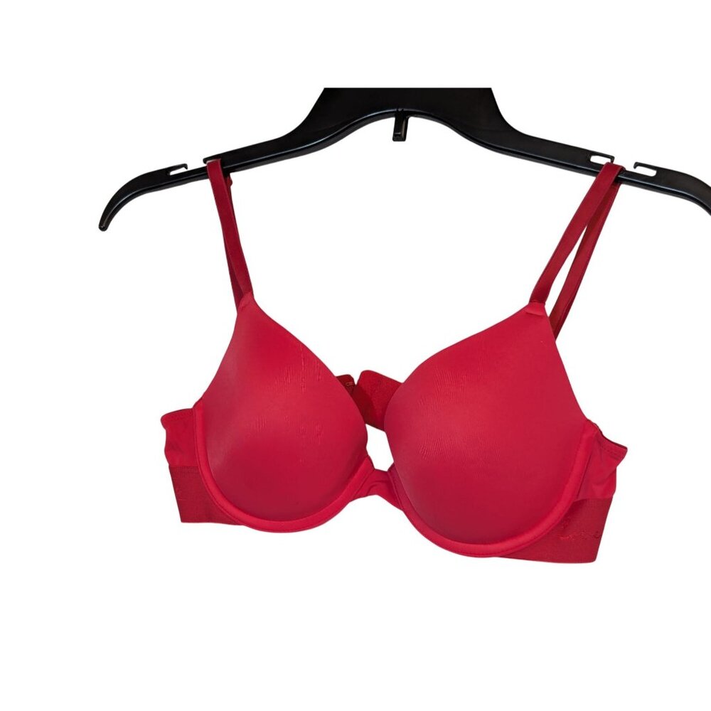 Victorias Secret PINK Wear Everywhere Push-Up Bra Red Size 32C Adjustable Straps